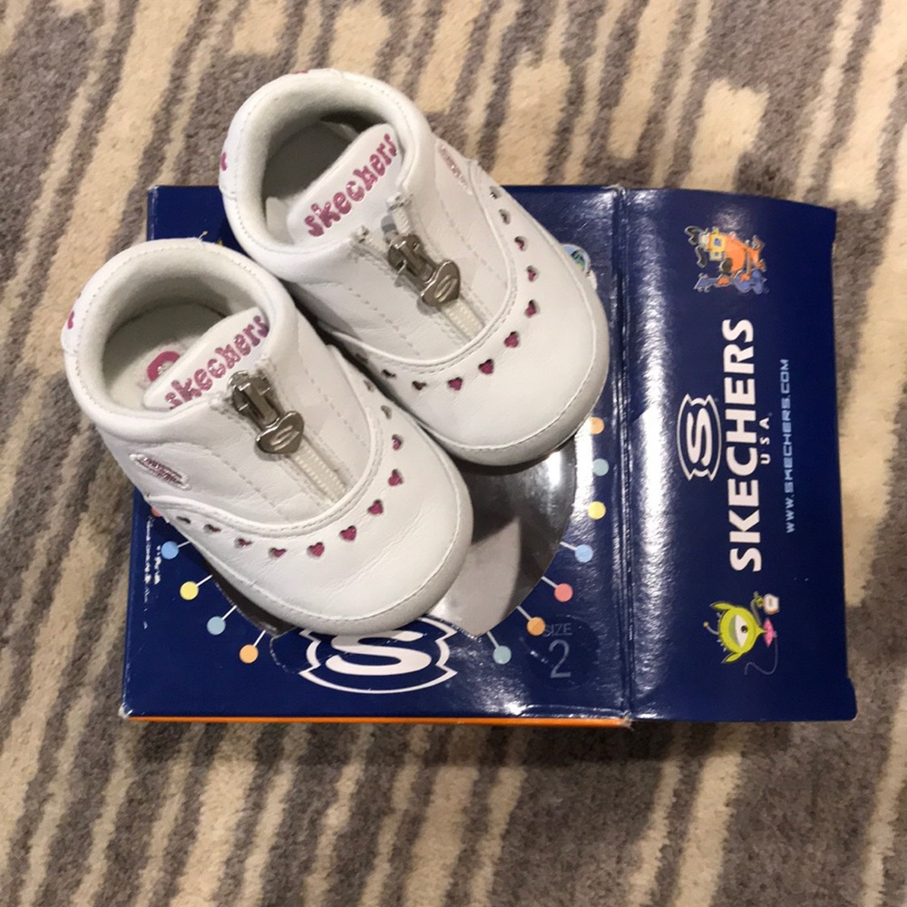 Skechers soft SZ 2 slip on baby shoe